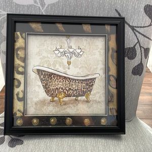 Bathroom print tub in animal print. Great accent